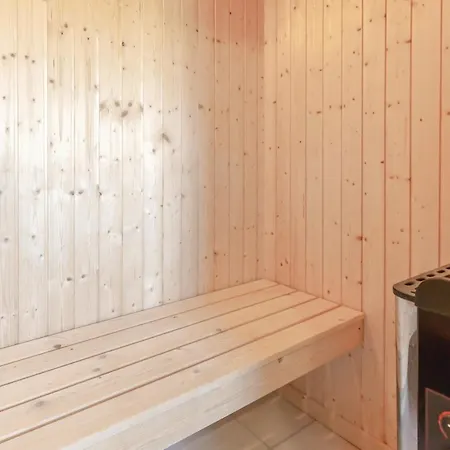 Дом отдыха Cozy Home In Brenderup Fyn With Sauna *